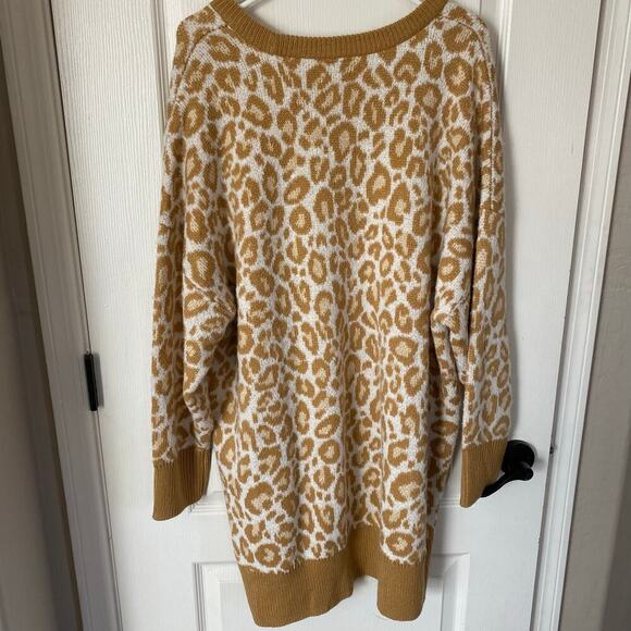 Torrid Leopard Animal Print Sweater Womens Size 4 4X Neutral Tan - Picture 2 of 5